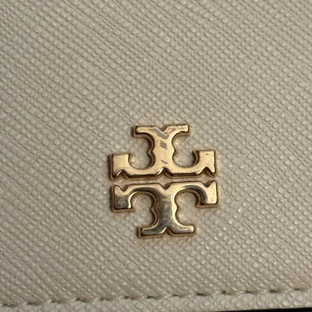 Tory Burch | Emerson Chain Wallet Crossbody - Picture 6 of 6